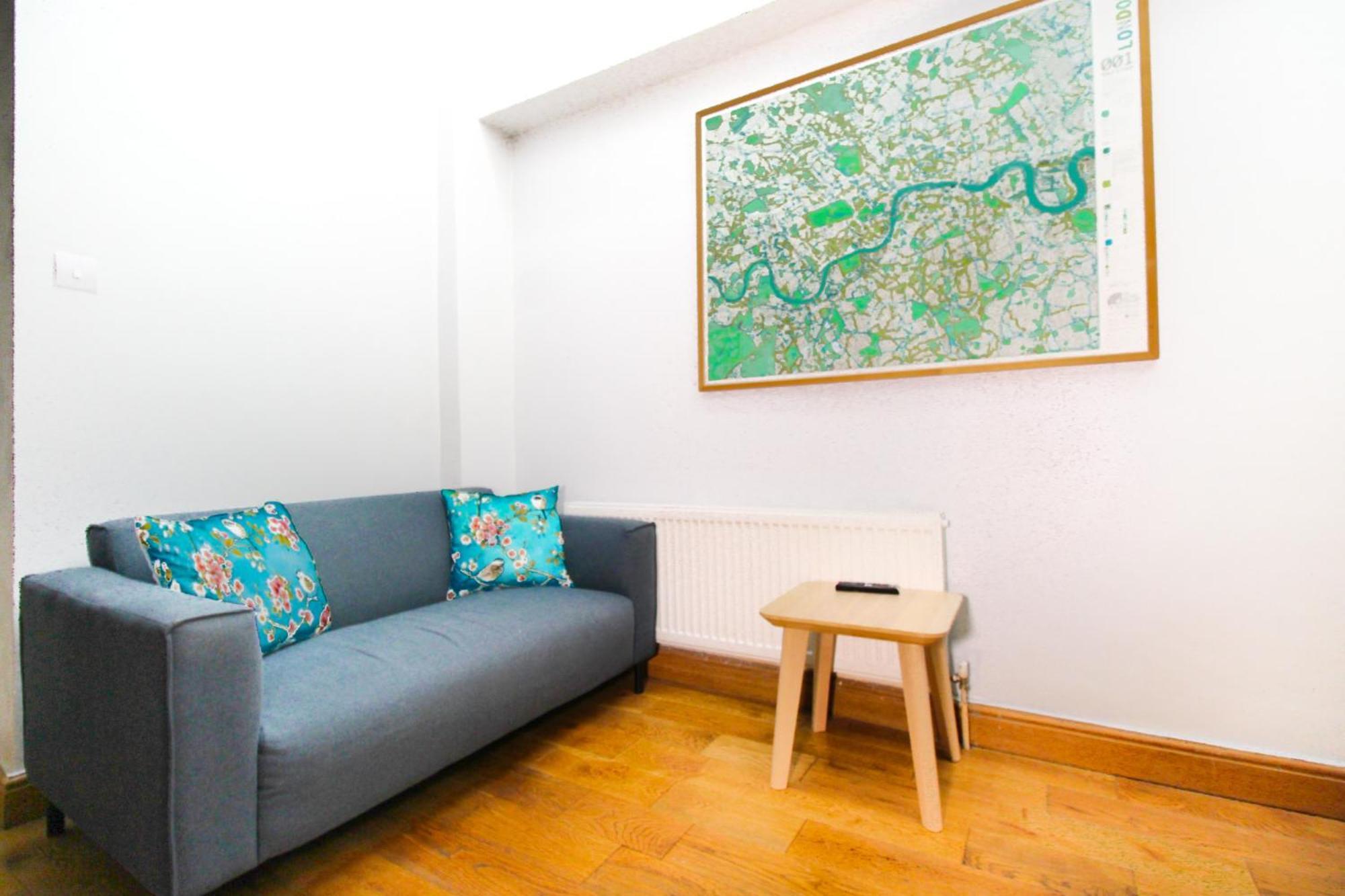 Two Bedroom In Islington Londra